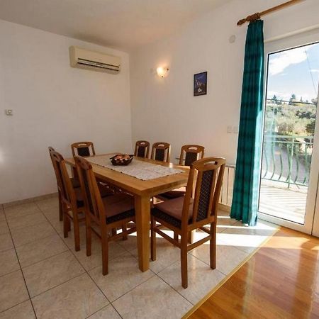 Apartments By The Sea Suhi Potok, Omis - 14555 イェセニツェ エクステリア 写真