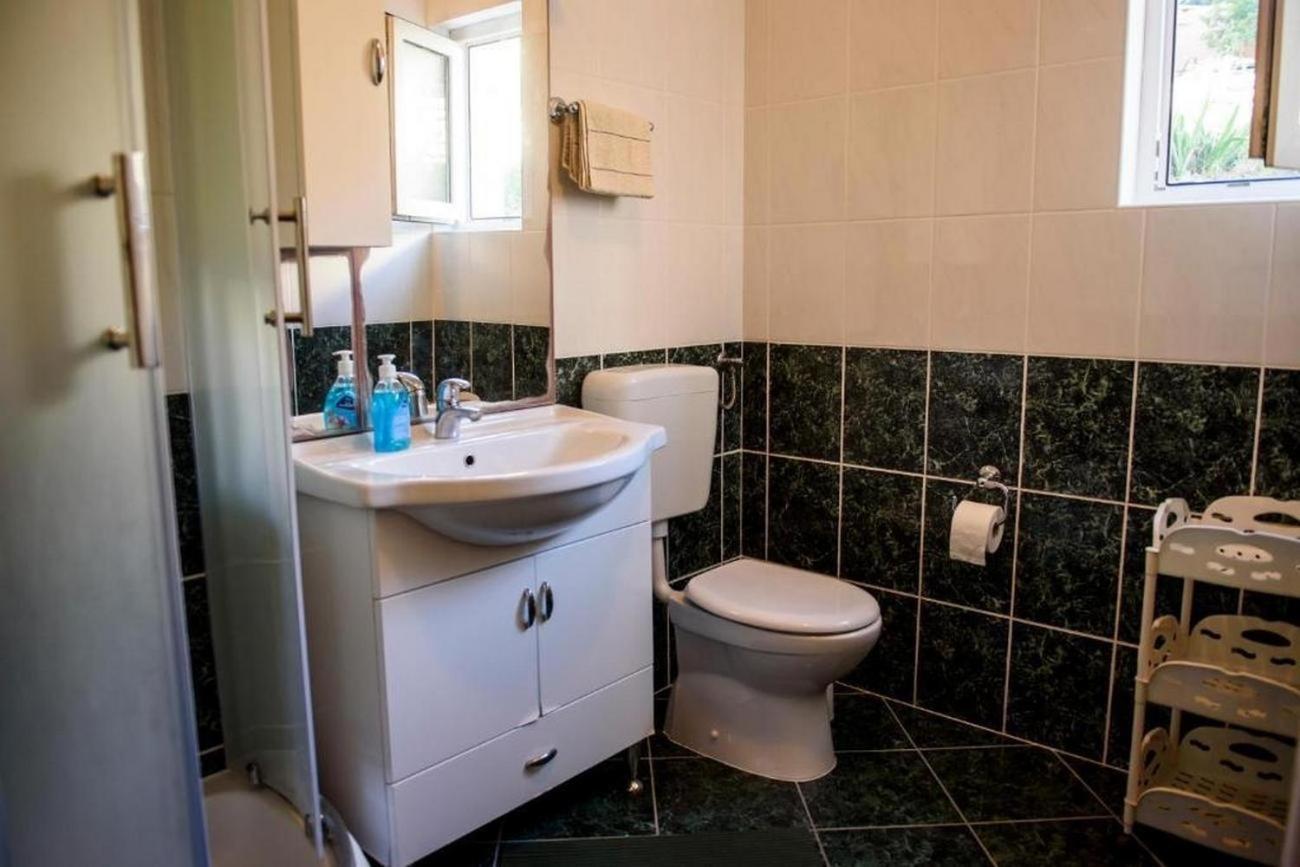Apartments By The Sea Suhi Potok, Omis - 14555 イェセニツェ 部屋 写真