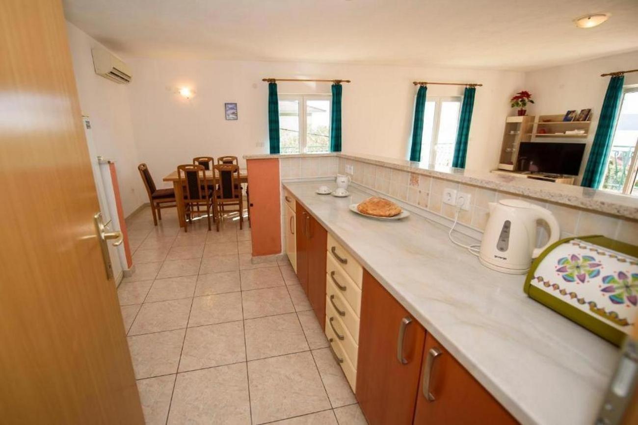 Apartments By The Sea Suhi Potok, Omis - 14555 イェセニツェ 部屋 写真